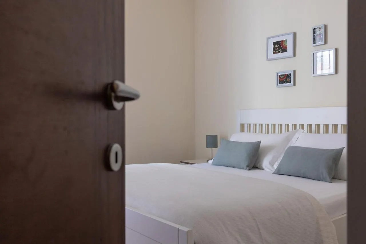 Relax Apartment Inn Catania Italy